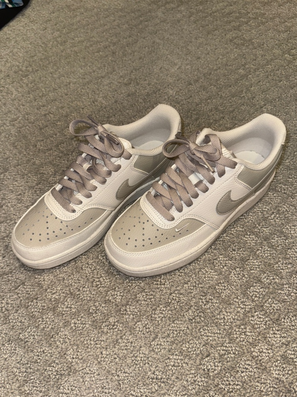 Nike Women’s Low-Top Sneakers in Light Gray and Cream